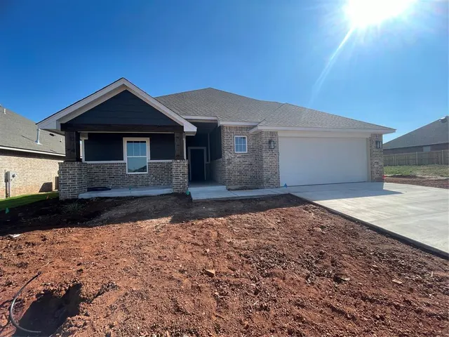 Front exterior — 11908 NW 120th Terrace, Yukon, OK 73099