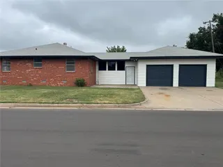 Sold home at 3928 S Agnew Place