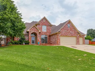 Sold home at 13420 Northlake Drive