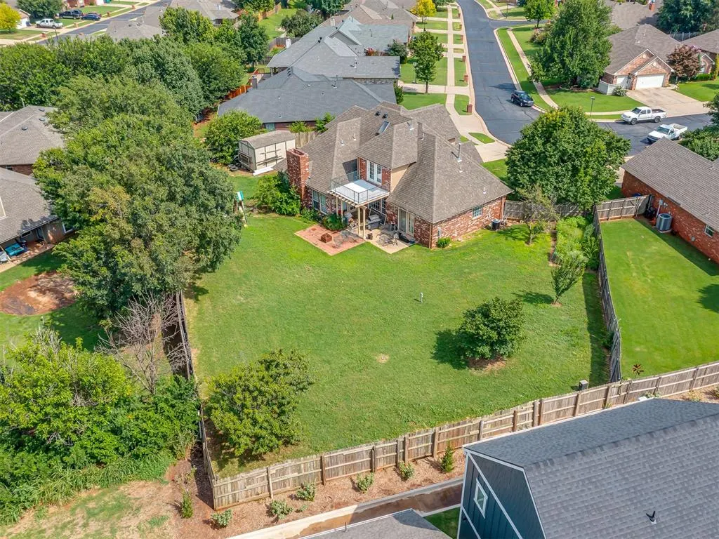 Photo 4 — 13420 Northlake Drive, Oklahoma City, OK 73142