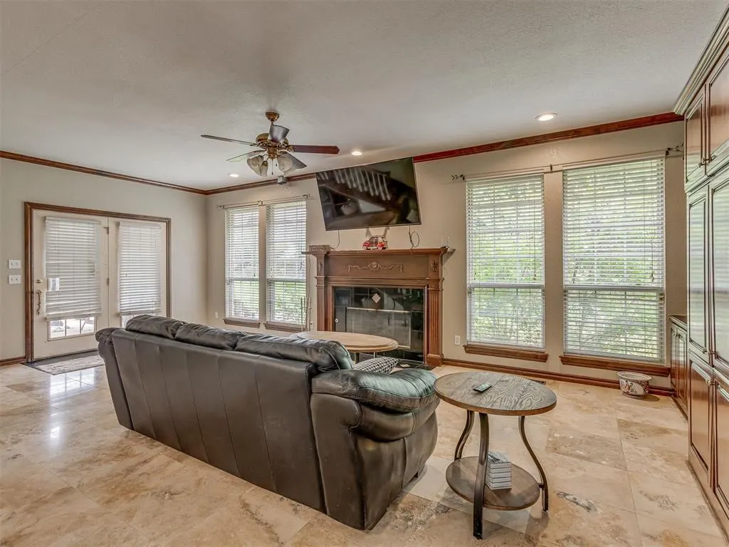 Photo 8 — 13420 Northlake Drive, Oklahoma City, OK 73142