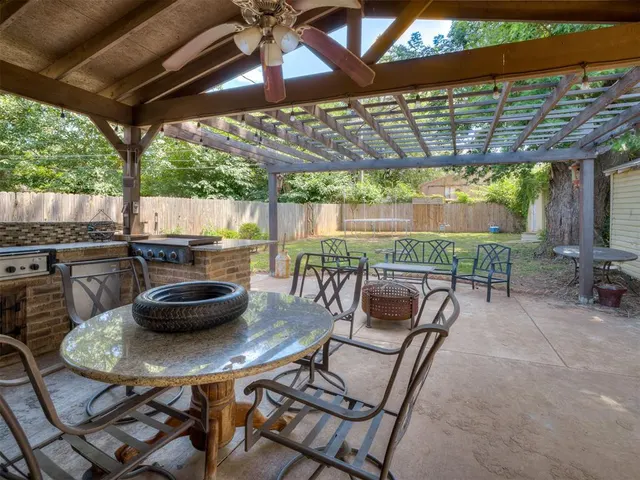Photo 5 — 4024 SW 23rd Street, Oklahoma City, OK 73108