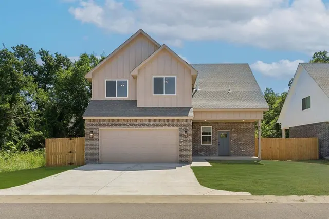 Front exterior — 414 Browning Lane, Jones, OK 73049