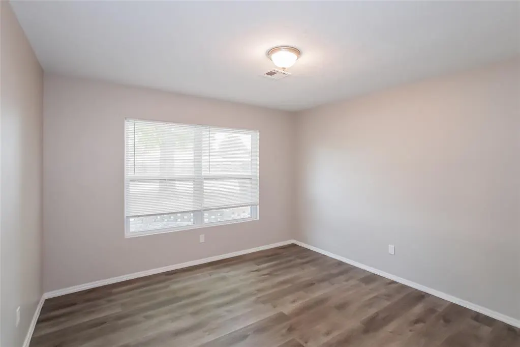 Photo 12 — 2625 N Grant Avenue, Bethany, OK 73008