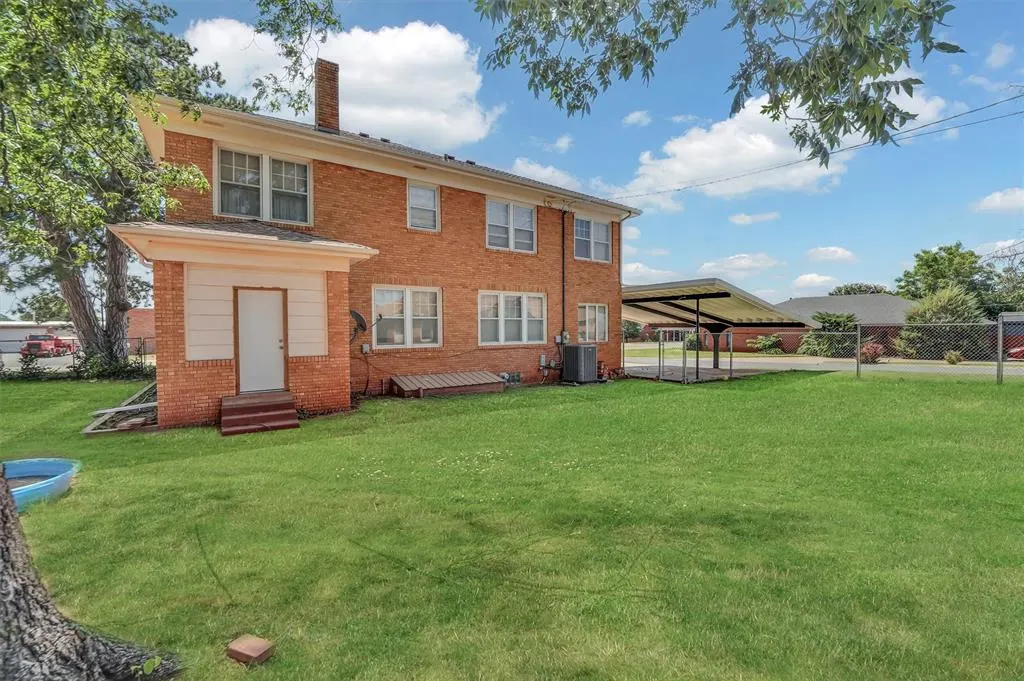 Photo 36 — 1001 N 4th Street, Sayre, OK 73662