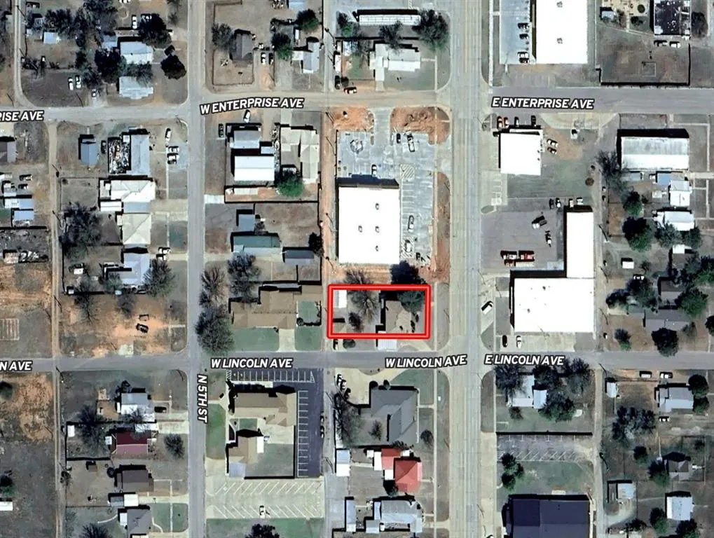 Photo 40 — 1001 N 4th Street, Sayre, OK 73662