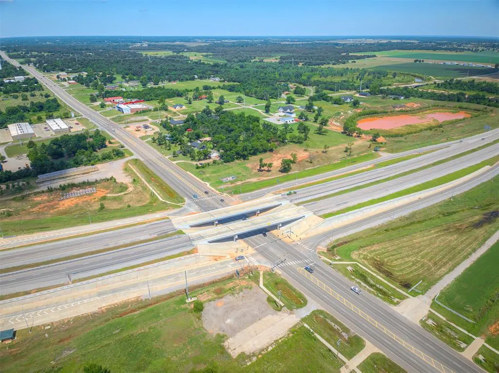 Photo 7 — NE 23rd Street, Harrah, OK 73045