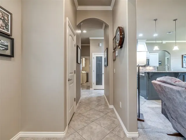 Photo 8 — 10841 Sara Court, Midwest City, OK 73130