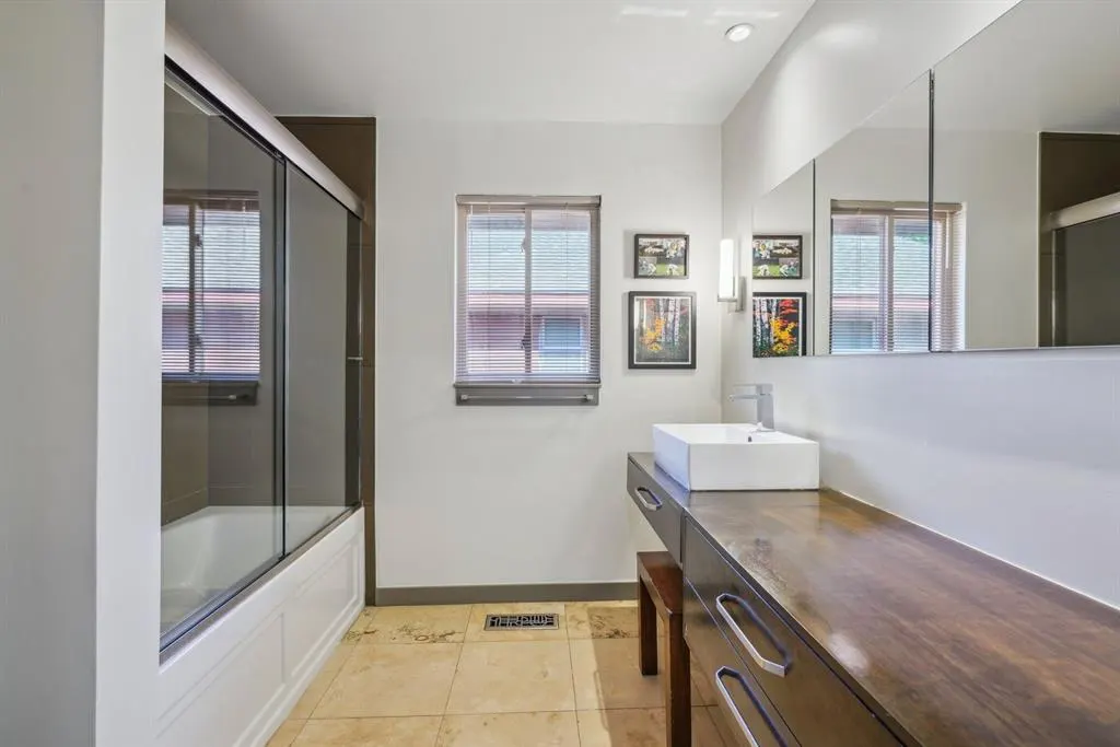 Photo 40 — 3205 Elmwood Avenue, Oklahoma City, OK 73116