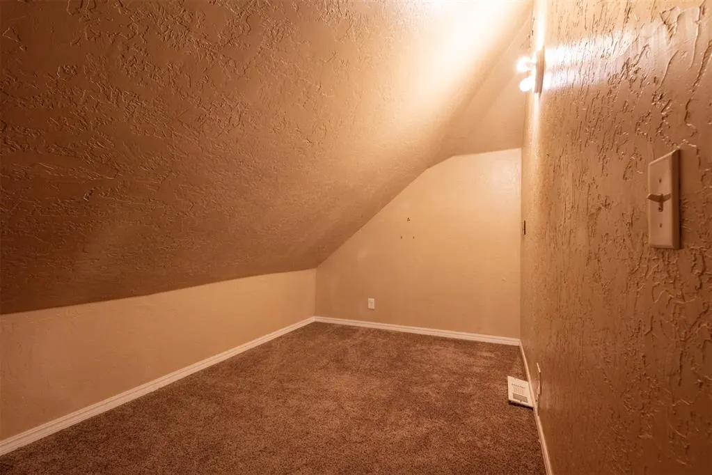 Photo 38 — 604 Konner Circle, Sayre, OK 73662