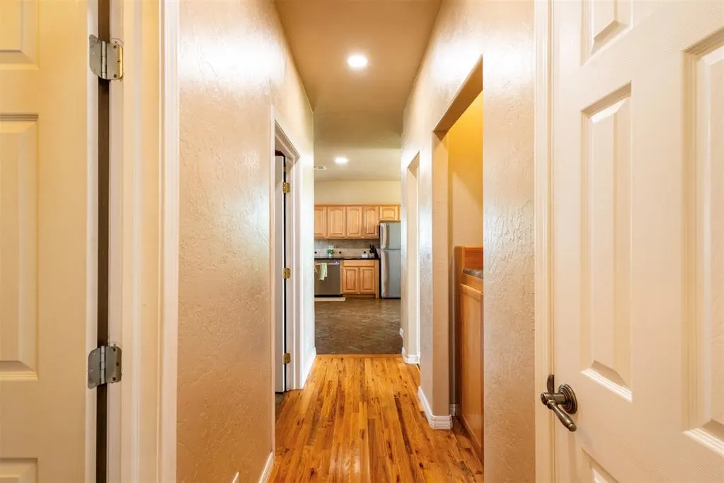 Photo 21 — 604 Konner Circle, Sayre, OK 73662