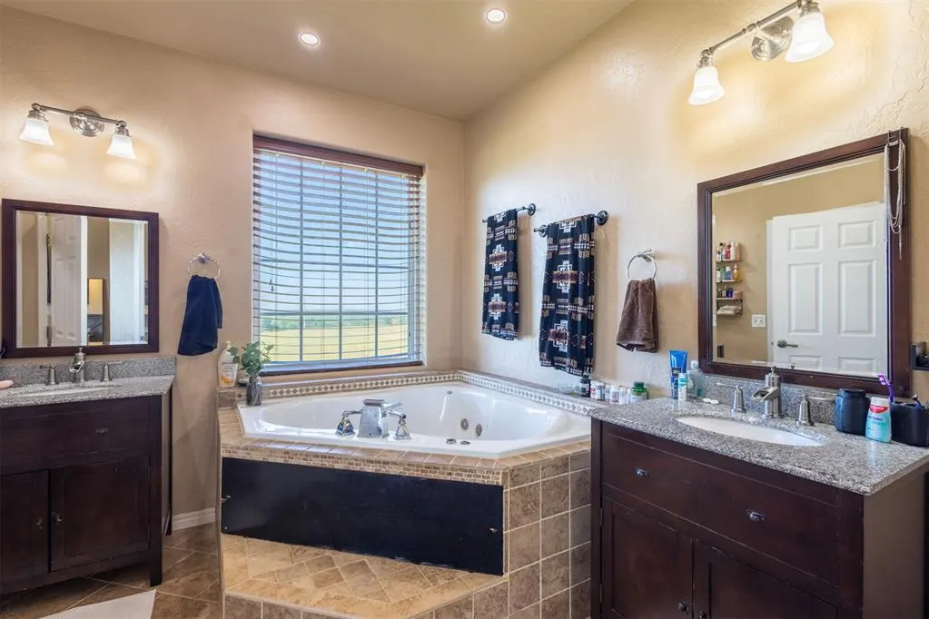 Photo 27 — 604 Konner Circle, Sayre, OK 73662