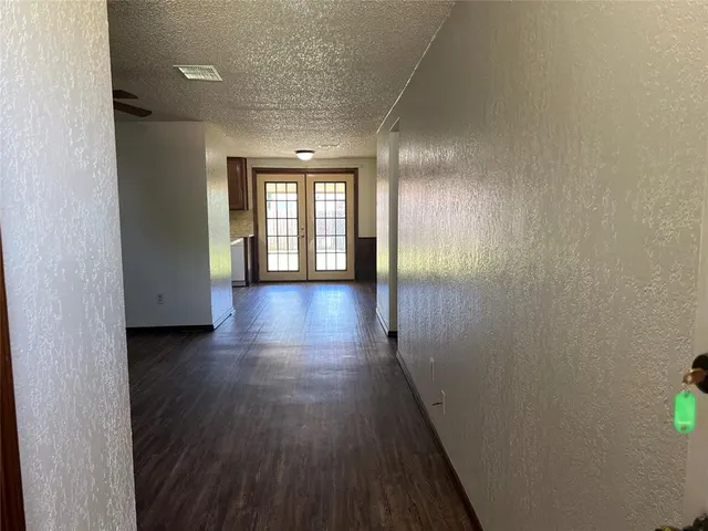 Photo 2 — 8408 S Brookline Avenue, Oklahoma City, OK 73159