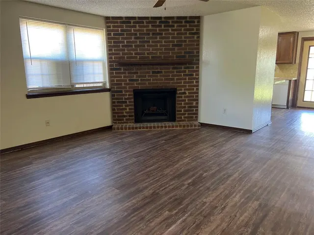 Photo 3 — 8408 S Brookline Avenue, Oklahoma City, OK 73159