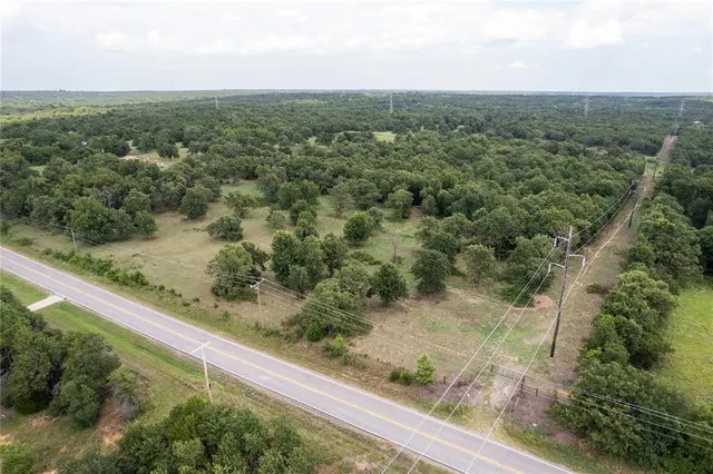 Photo 3 — Peebly Road, Norman, OK 74857
