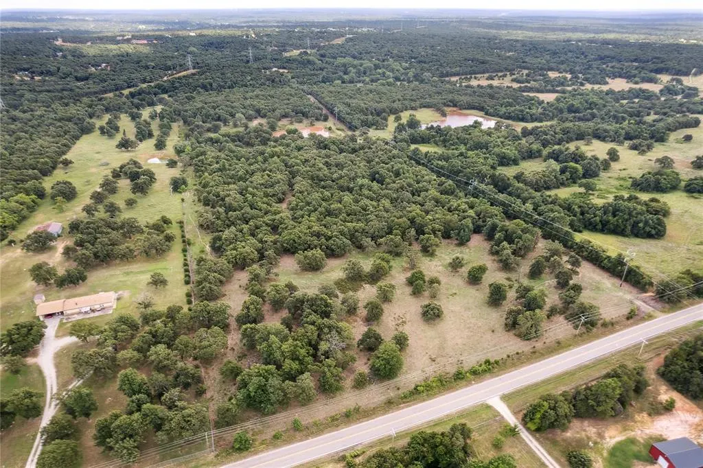 Photo 5 — Peebly Road, Norman, OK 74857