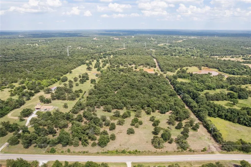 Photo 28 — Peebly Road, Norman, OK 74857