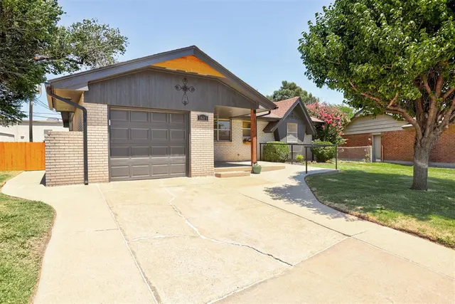 Photo 3 — 1603 SW 77th Terrace, Oklahoma City, OK 73159