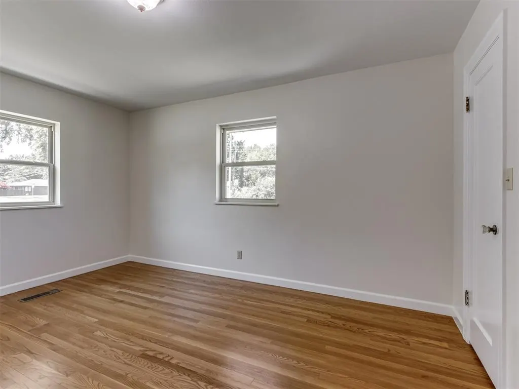 Photo 19 — 531 S Berry Road, Norman, OK 73069