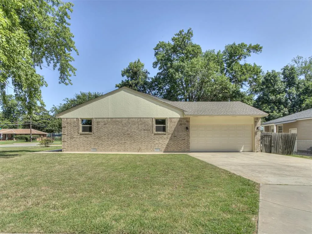 Photo 38 — 531 S Berry Road, Norman, OK 73069