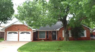 Sold home at 4621 NW 34th Street