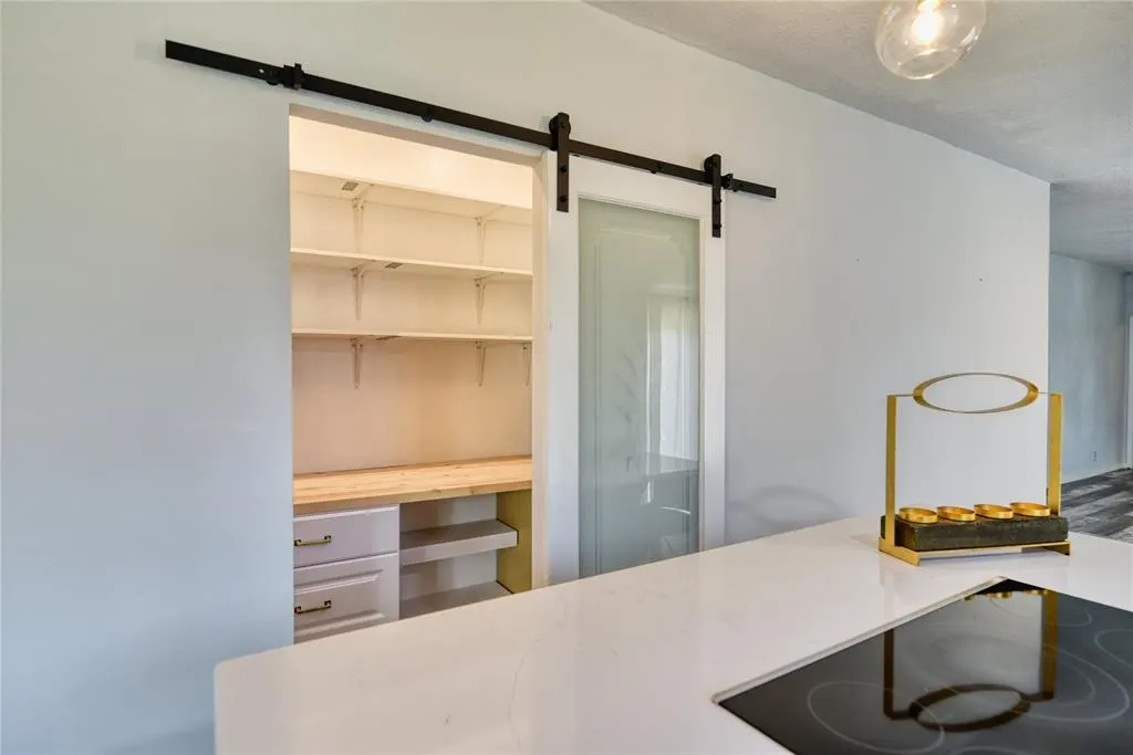 Photo 6 — 1317 W 8th Street, Elk City, OK 73644