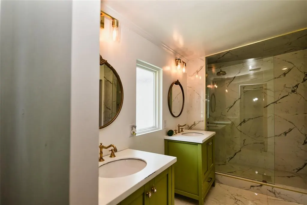 Photo 11 — 1317 W 8th Street, Elk City, OK 73644
