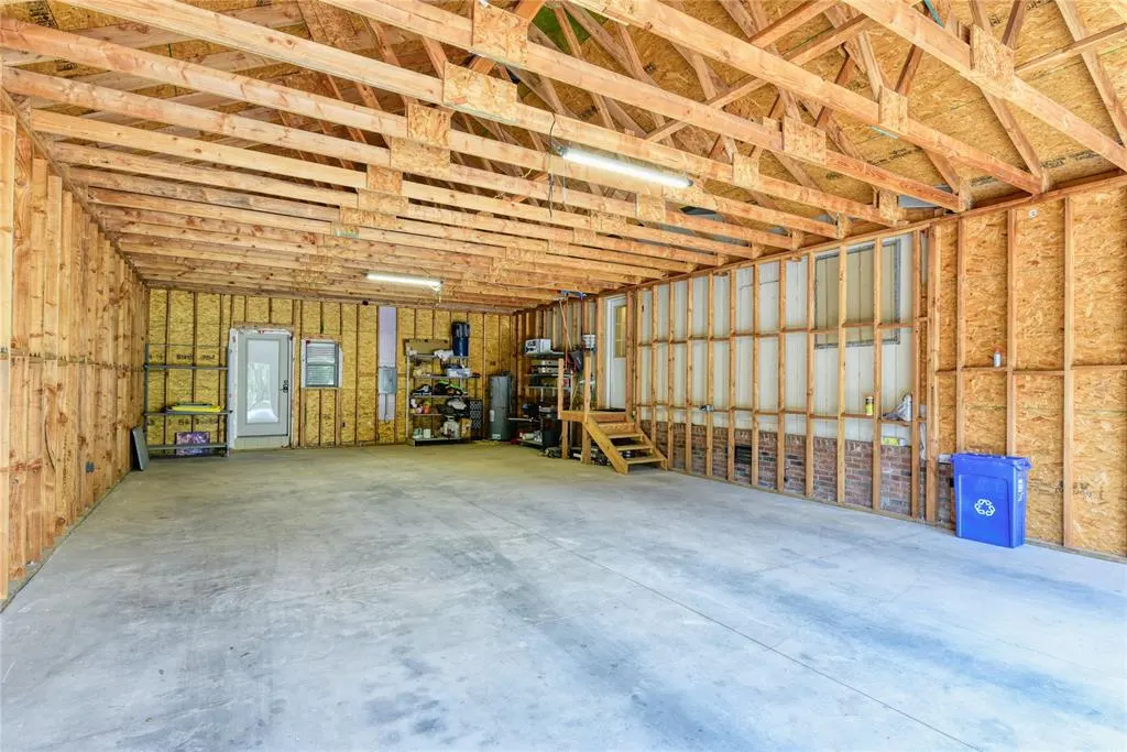 Photo 15 — 1317 W 8th Street, Elk City, OK 73644