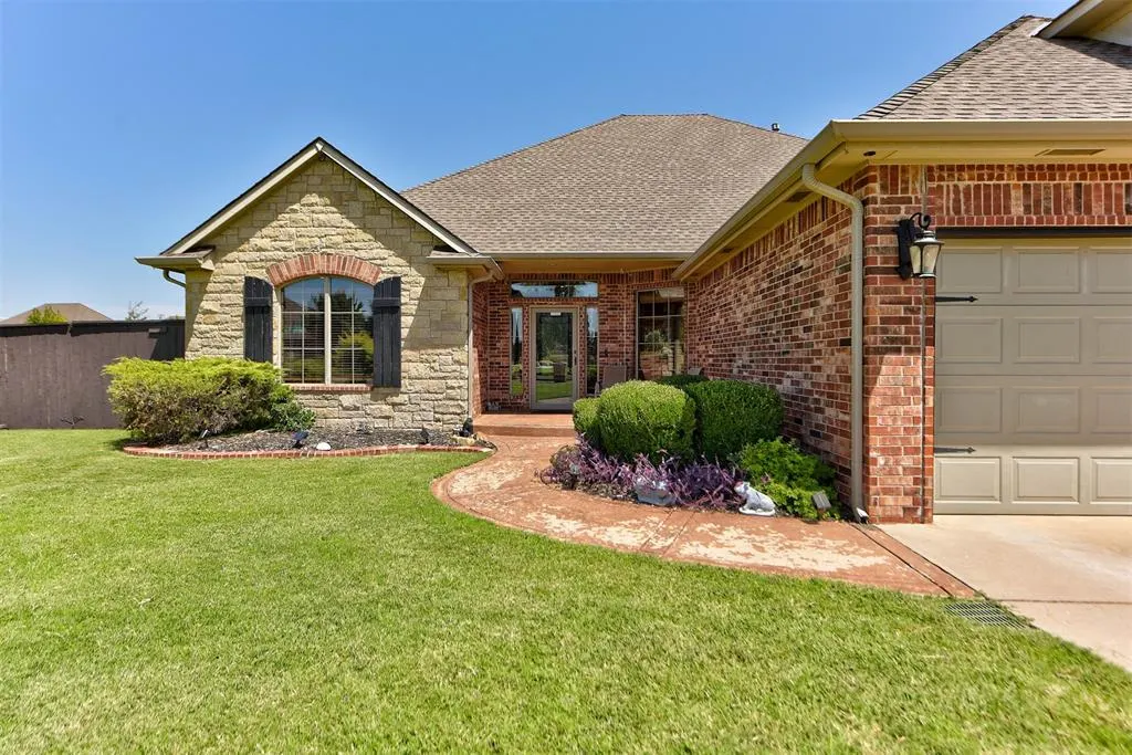 Front exterior — 5513 NW 120th Street, Oklahoma City, OK 73162