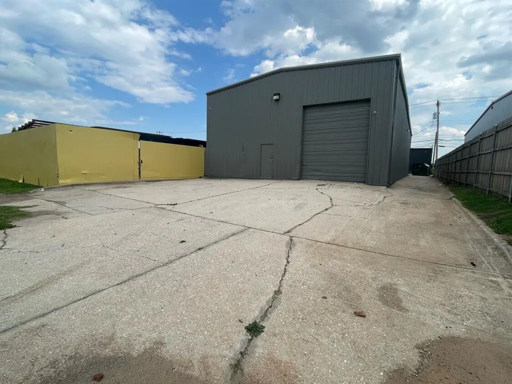 Photo 7 — 1720 NW 1st Street, Oklahoma City, OK 73102