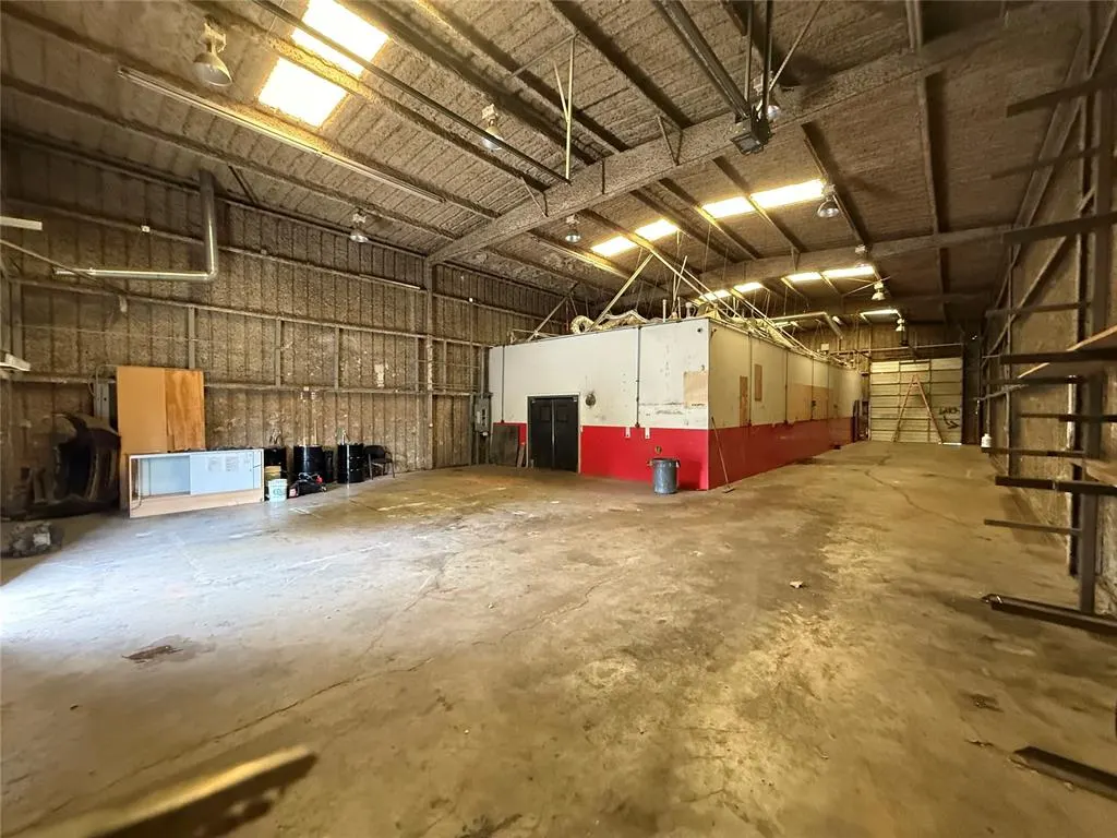 Photo 13 — 1720 NW 1st Street, Oklahoma City, OK 73102