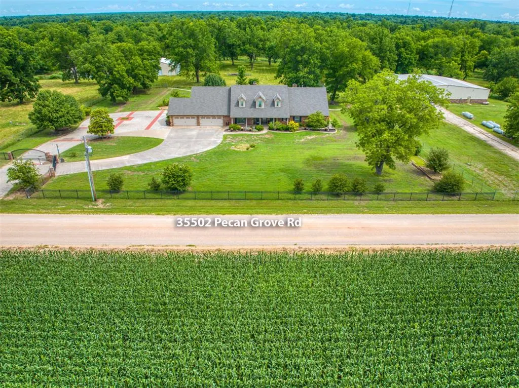 Photo 2 — 35502 Pecan Grove Road, Shawnee, OK 74804
