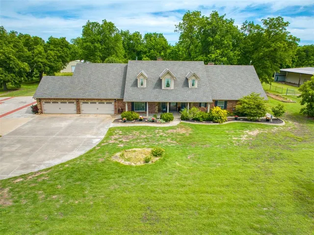 Photo 4 — 35502 Pecan Grove Road, Shawnee, OK 74804