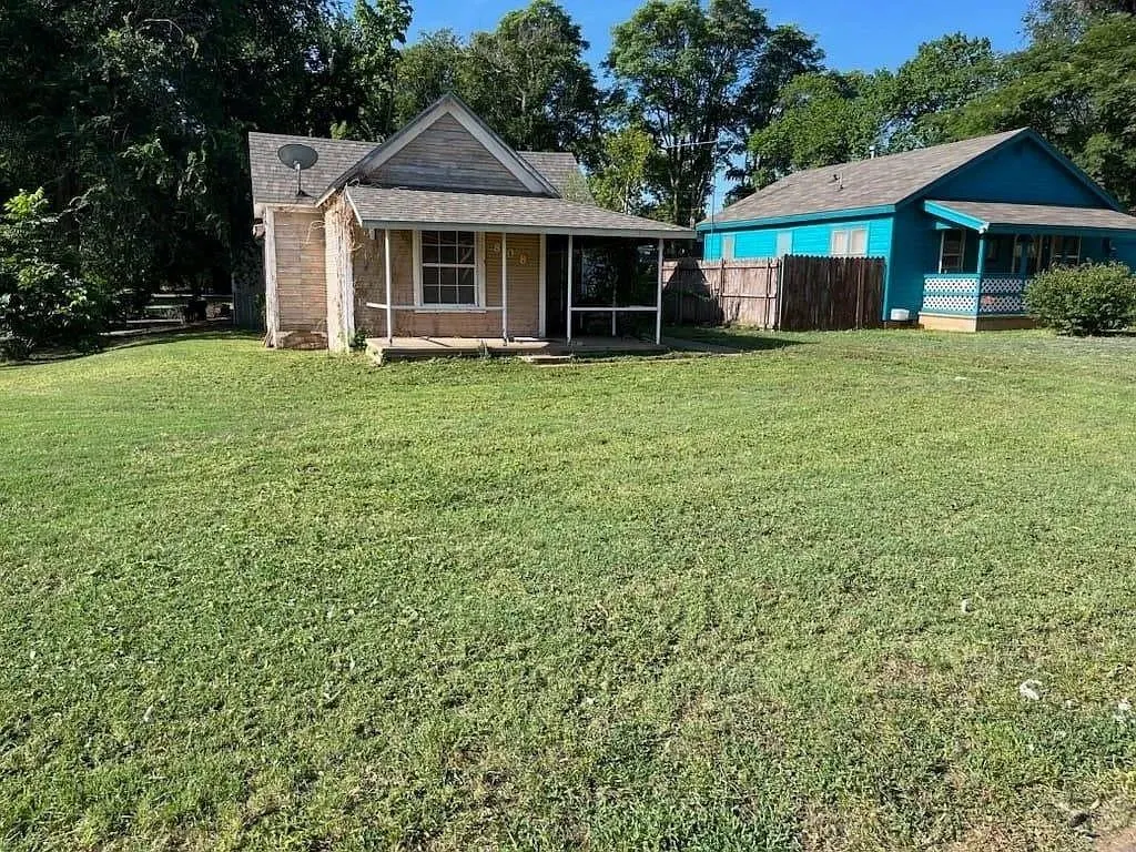 Photo 10 — 808 W B Avenue, Elk City, OK 73644