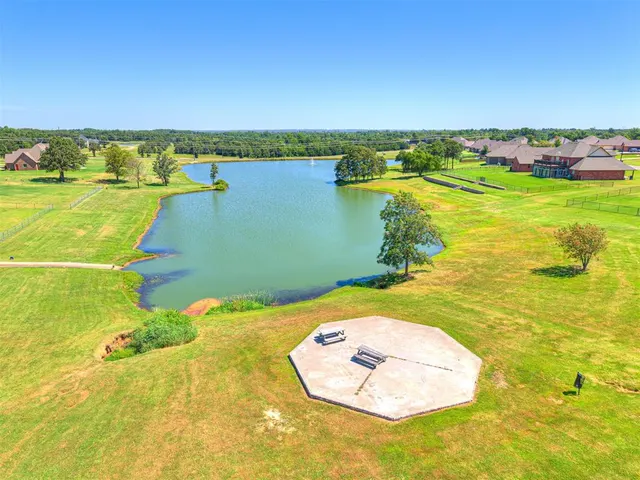 Photo 5 — 680 Silver Tree Drive, Choctaw, OK 73020