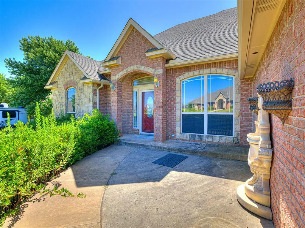 Photo 7 — 680 Silver Tree Drive, Choctaw, OK 73020