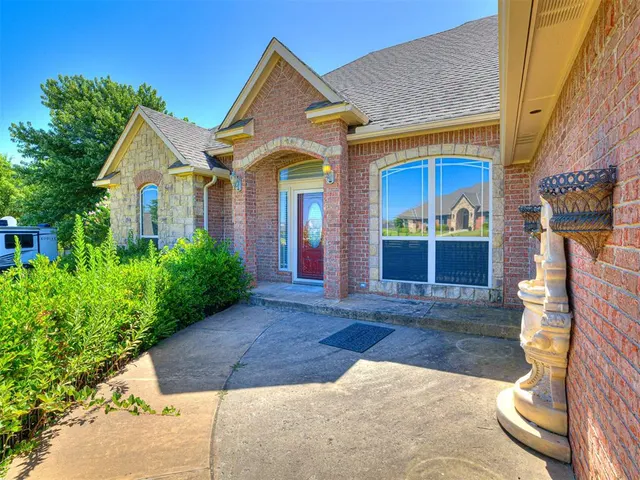 Photo 7 — 680 Silver Tree Drive, Choctaw, OK 73020