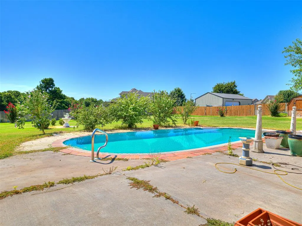 Photo 9 — 680 Silver Tree Drive, Choctaw, OK 73020