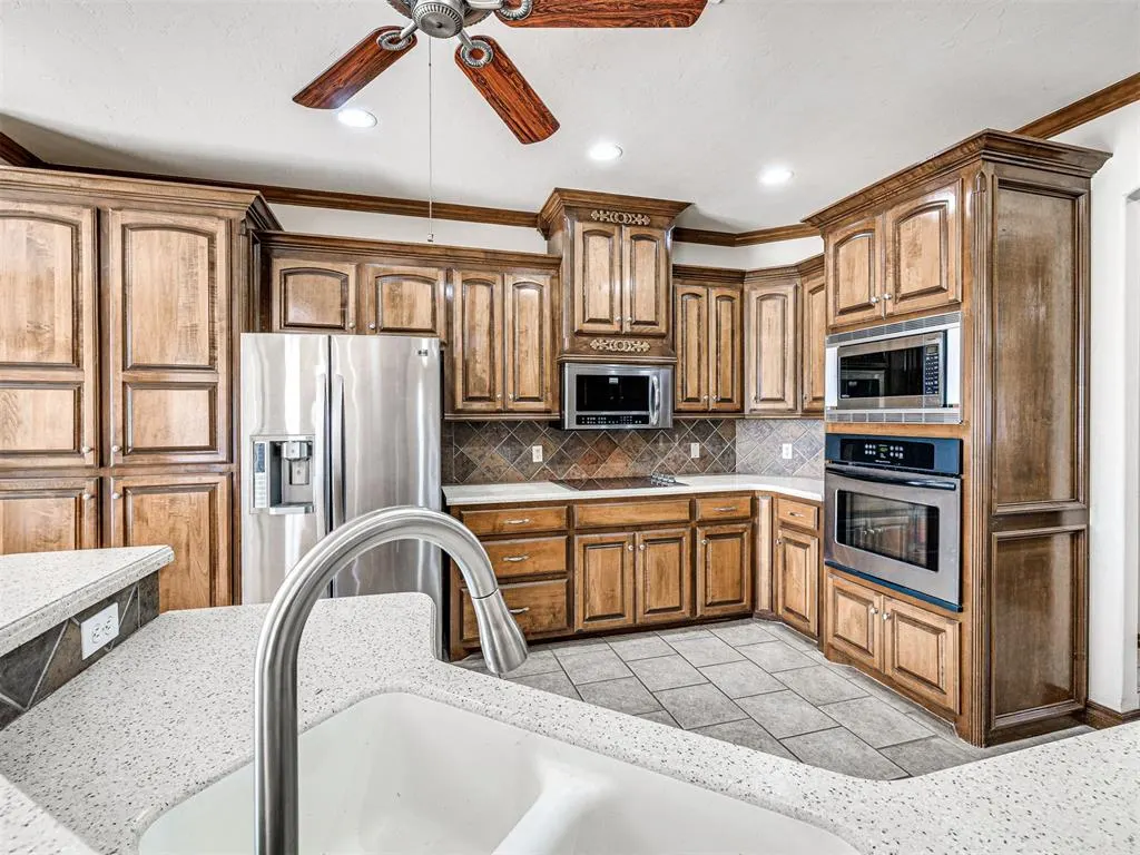 Photo 27 — 680 Silver Tree Drive, Choctaw, OK 73020