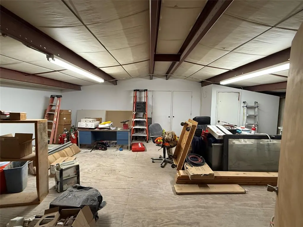 Photo 6 — 517 N Washington Avenue, Enid, OK 73701