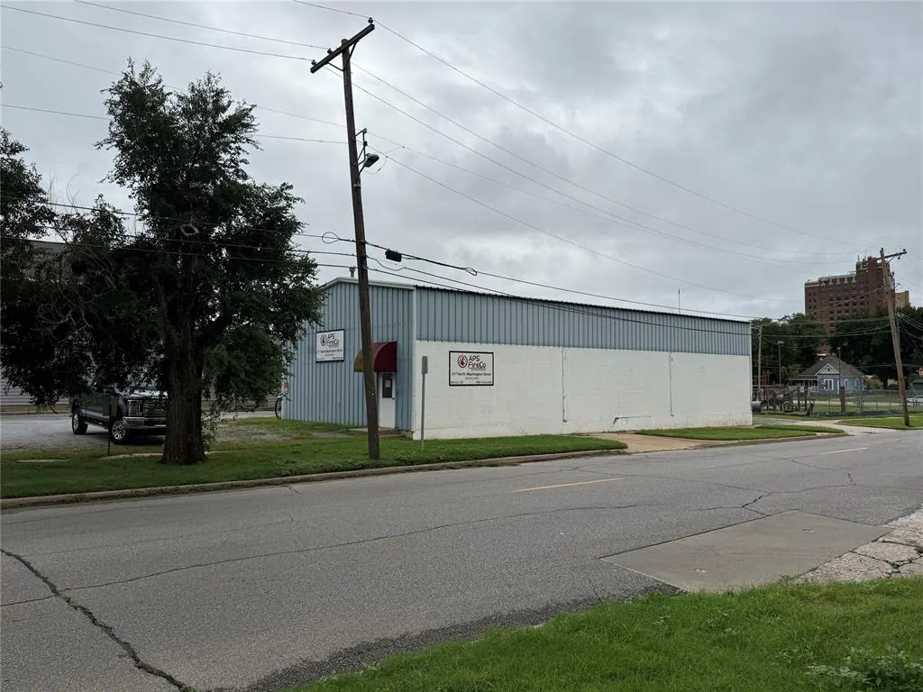 Photo 20 — 517 N Washington Avenue, Enid, OK 73701