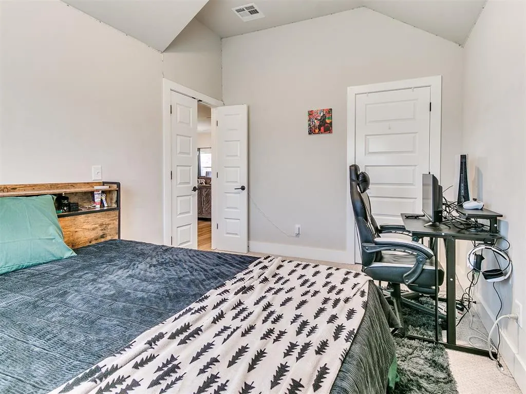 Photo 16 — 921 Red Rock Road, Blanchard, OK 73010
