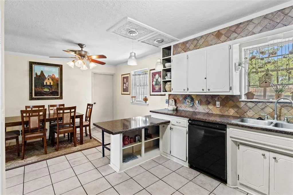 Photo 12 — 1316 N Lark Street, Weatherford, OK 73096