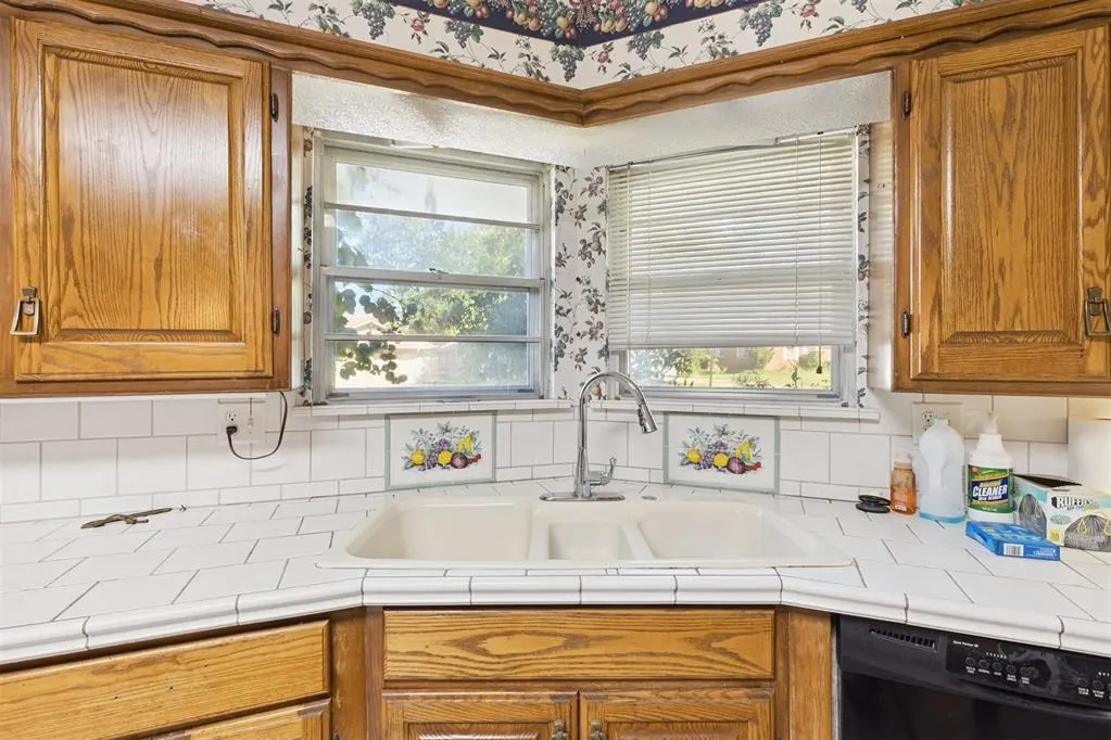 Photo 15 — 3528 NW 42nd Street, Oklahoma City, OK 73112