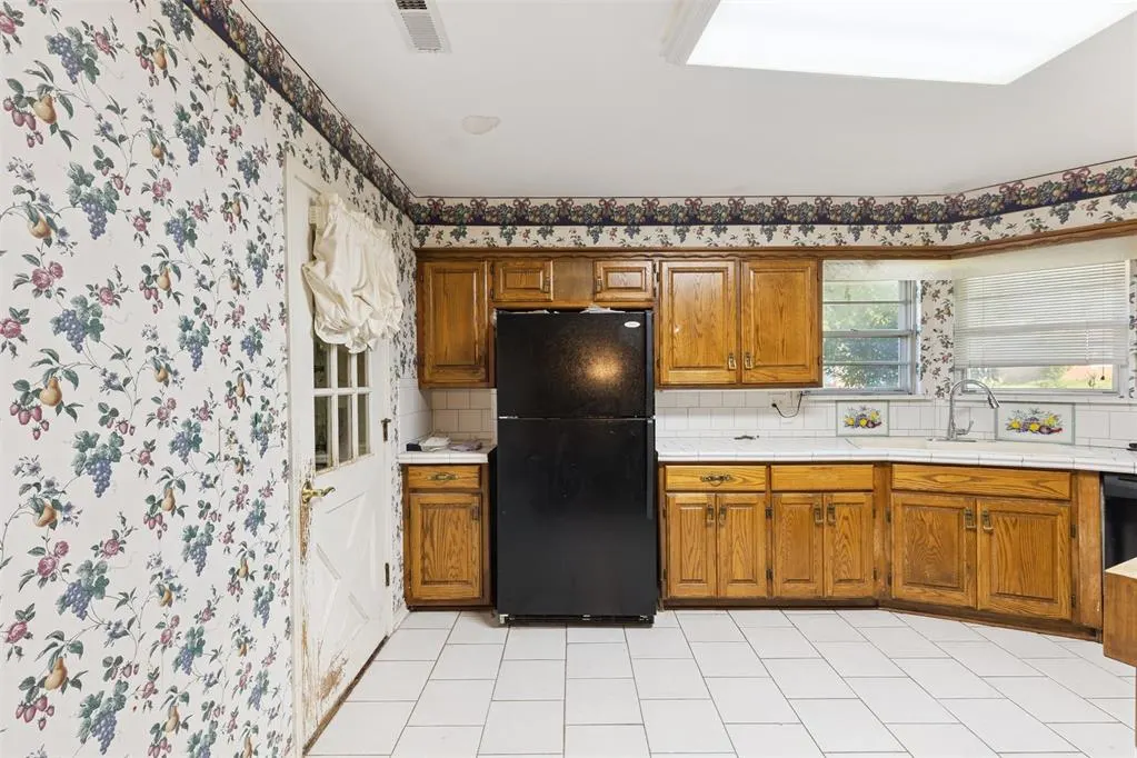 Photo 16 — 3528 NW 42nd Street, Oklahoma City, OK 73112
