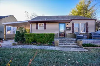 Sold home at 520 NW 49th Street