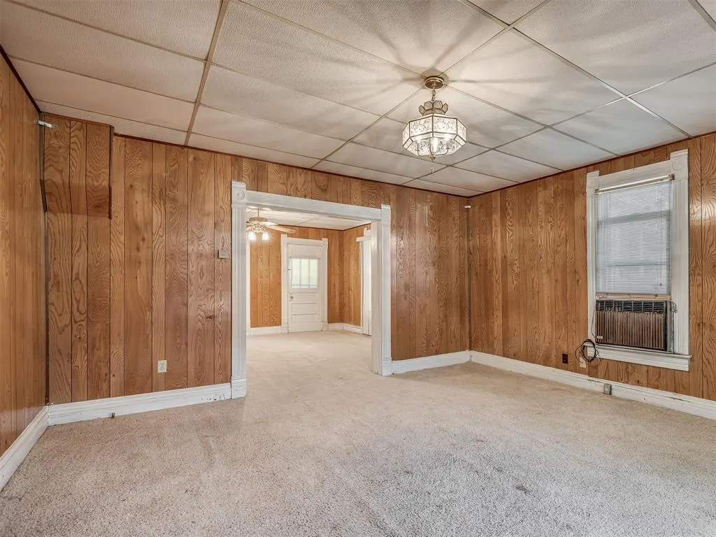 Photo 8 — 208 N Cheyenne Avenue, Geary, OK 73040