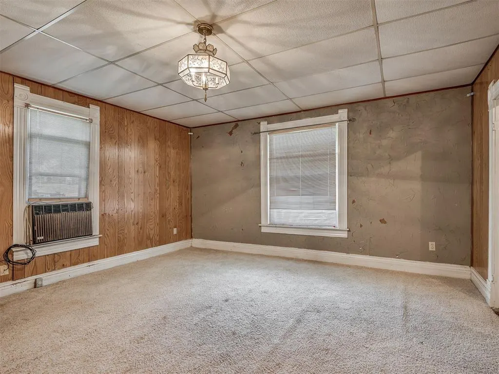 Photo 11 — 208 N Cheyenne Avenue, Geary, OK 73040