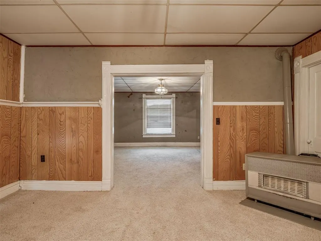 Photo 12 — 208 N Cheyenne Avenue, Geary, OK 73040