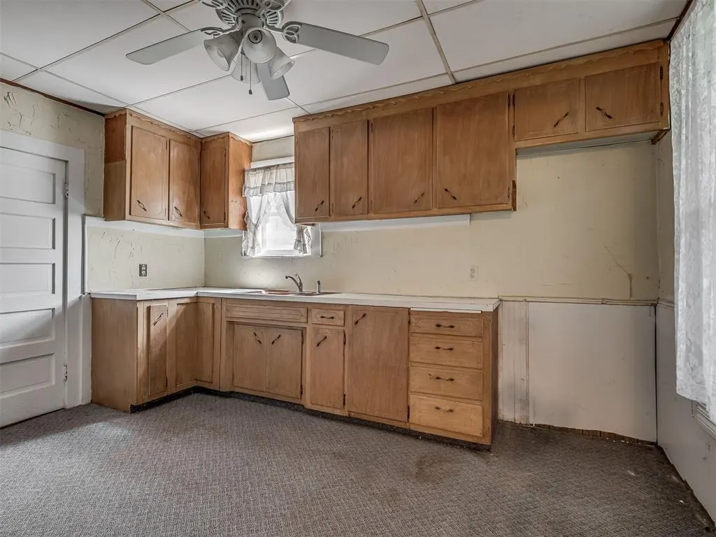 Photo 17 — 208 N Cheyenne Avenue, Geary, OK 73040